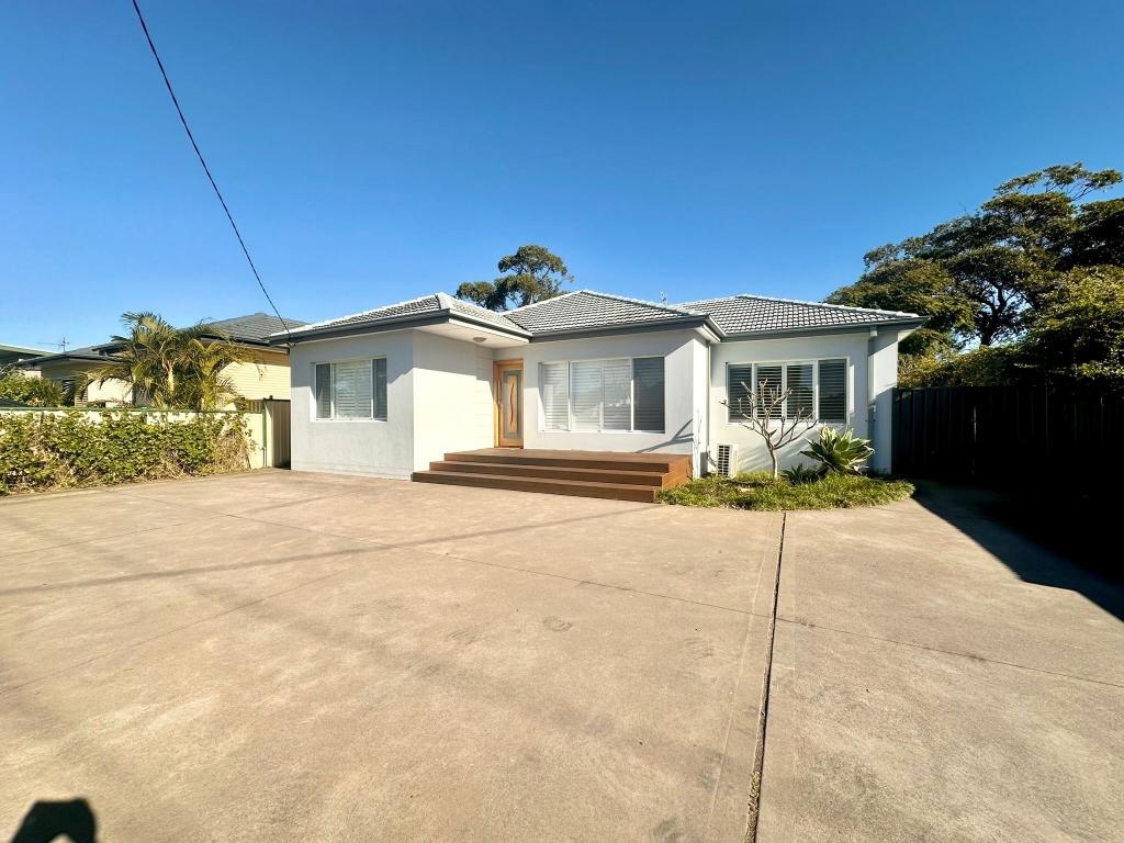 327 Ocean Beach Rd, Umina Beach, NSW 2257