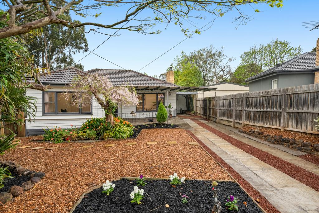 15 Simon St, Blackburn North, VIC 3130