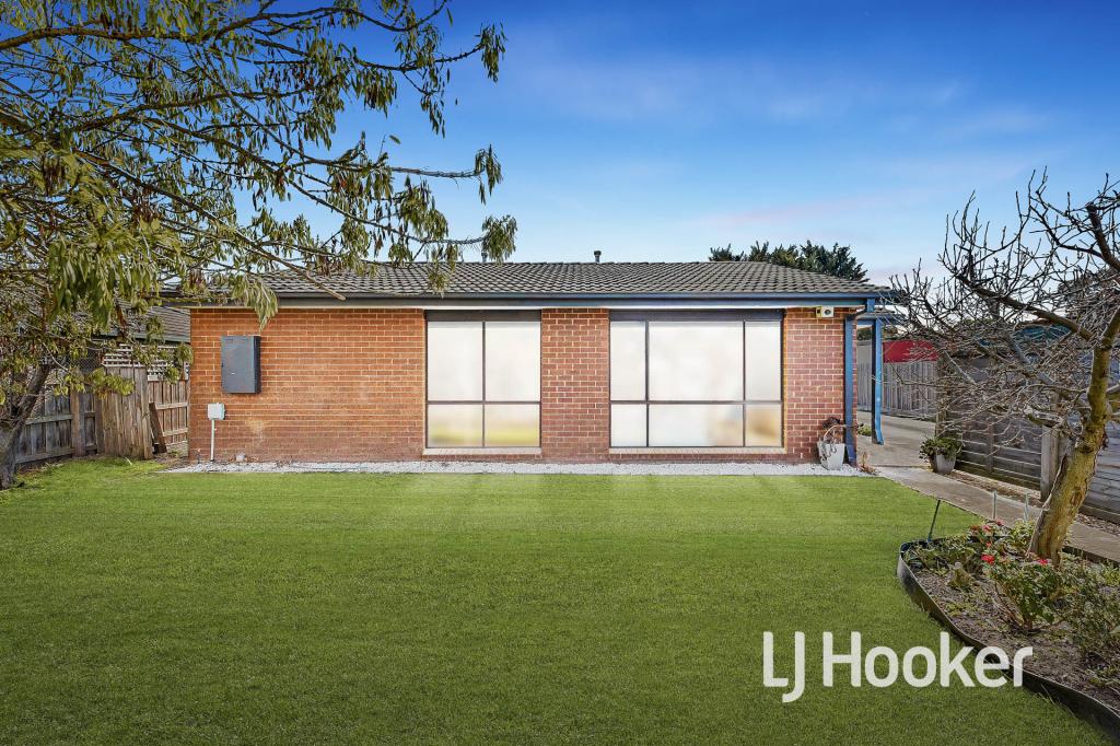 50 BECKINGTON CRES, HAMPTON PARK, VIC 3976