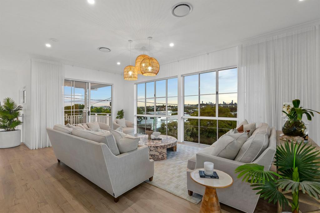 2 Berpi St, Stafford, QLD 4053