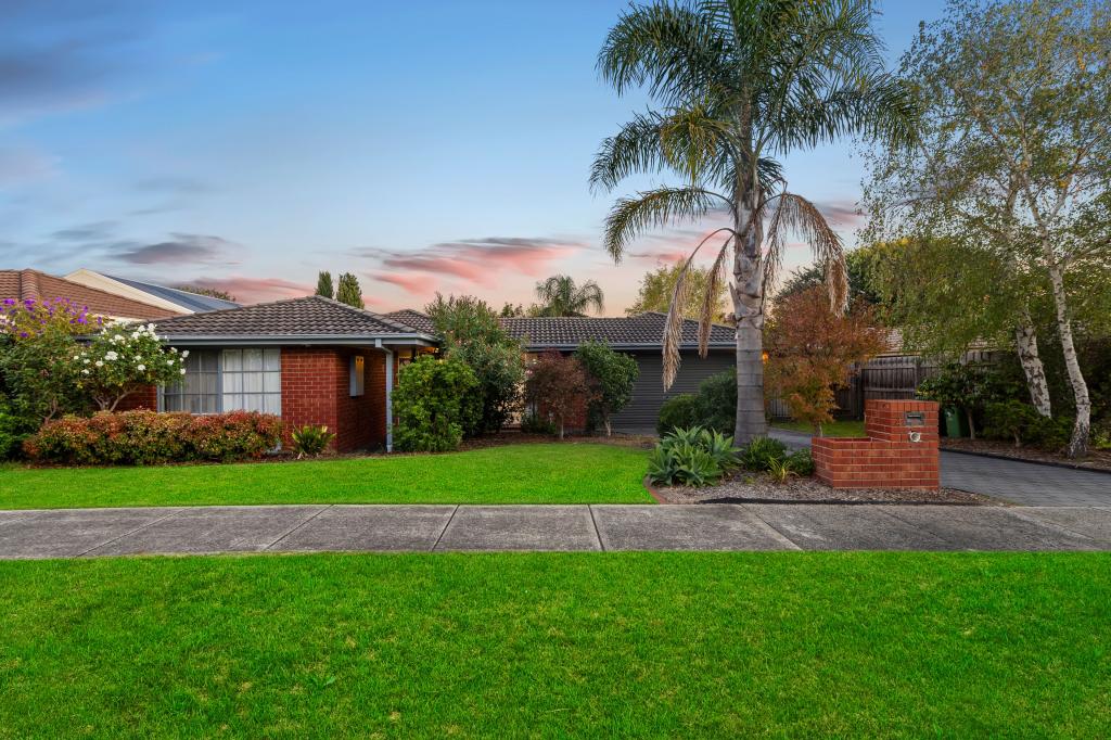 4 Aristotle Ct, Narre Warren, VIC 3805