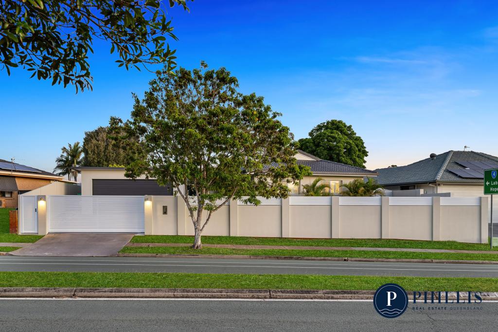 48 Matthew Flinders Dr, Paradise Point, QLD 4216