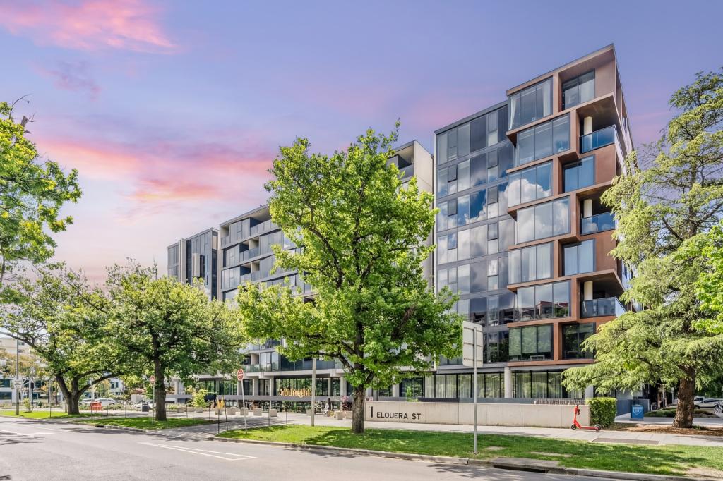 811/1 ELOUERA ST, BRADDON, ACT 2612