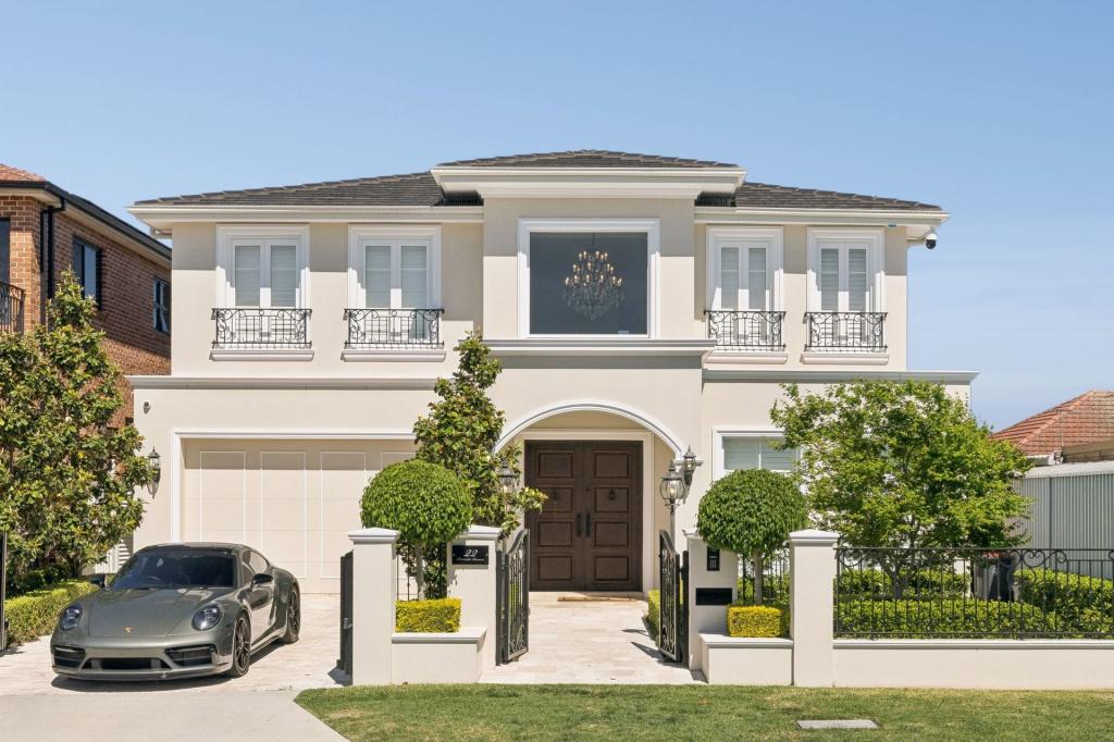 22 Bennett Ave, Roselands, NSW 2196