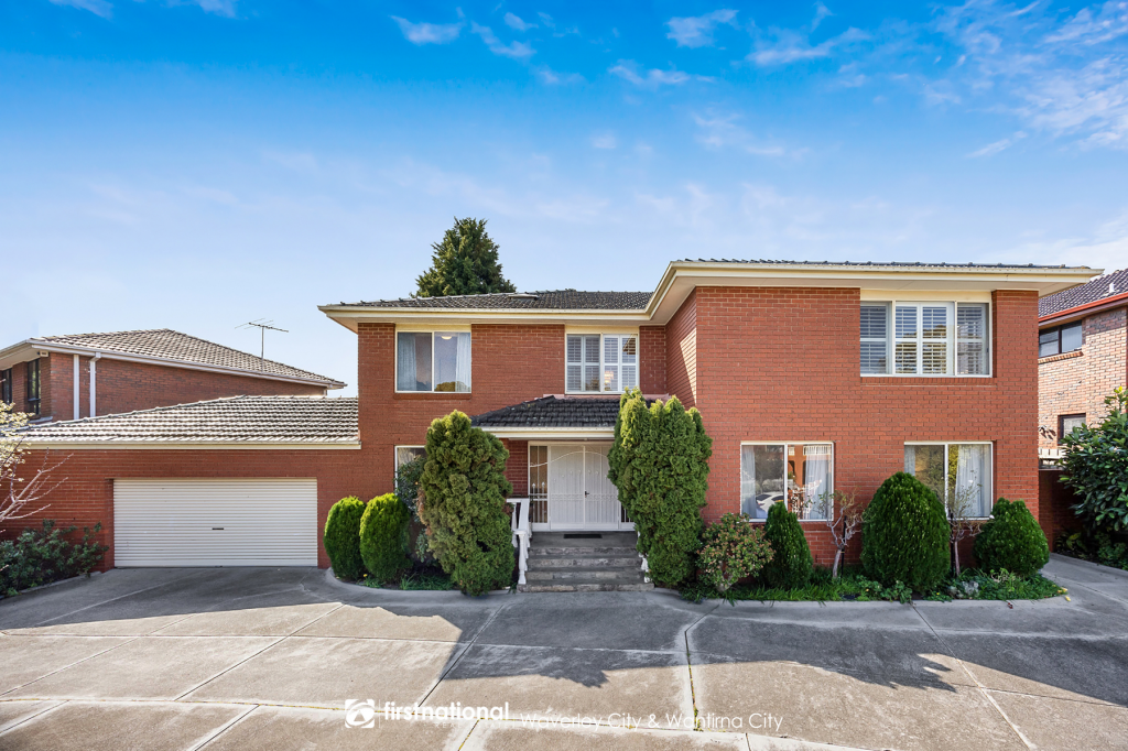 12 Sara Dr, Wheelers Hill, VIC 3150
