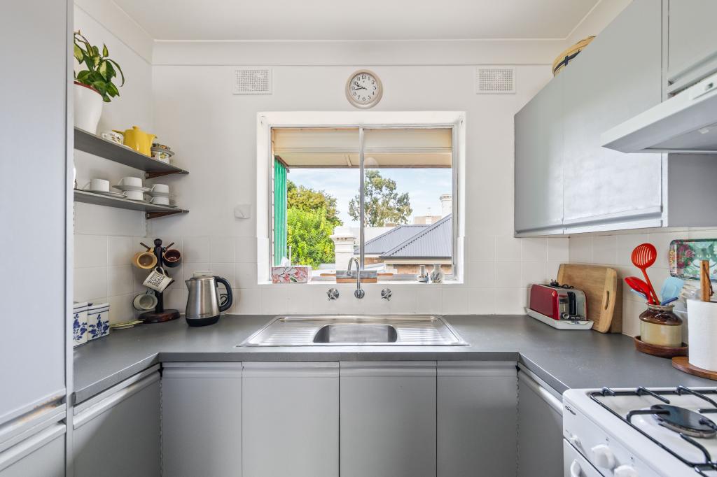 4/6 Station Pl, Alberton, SA 5014