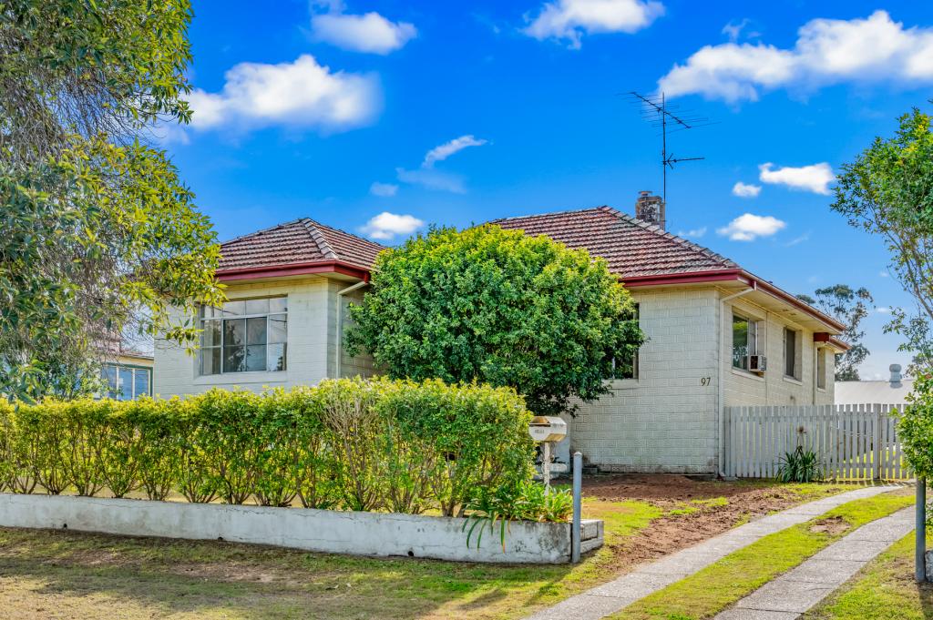 97 Hooke St, Dungog, NSW 2420