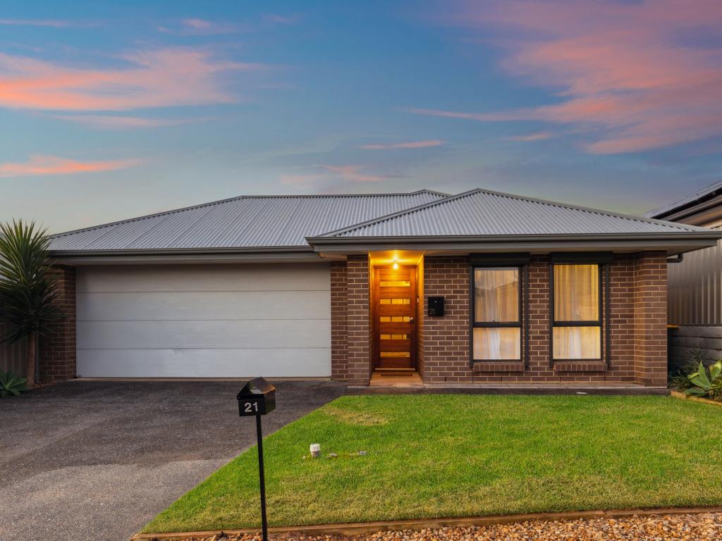 21 Rockport Rd, Seaford Heights, SA 5169