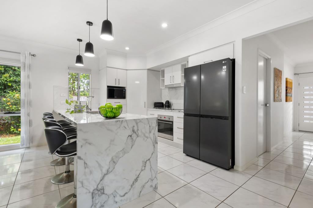 6 Yiki St, Craiglie, QLD 4877