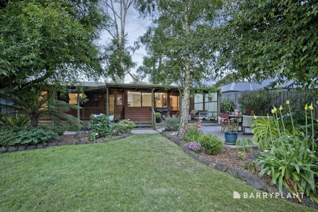 32 School Rd, Menzies Creek, VIC 3159