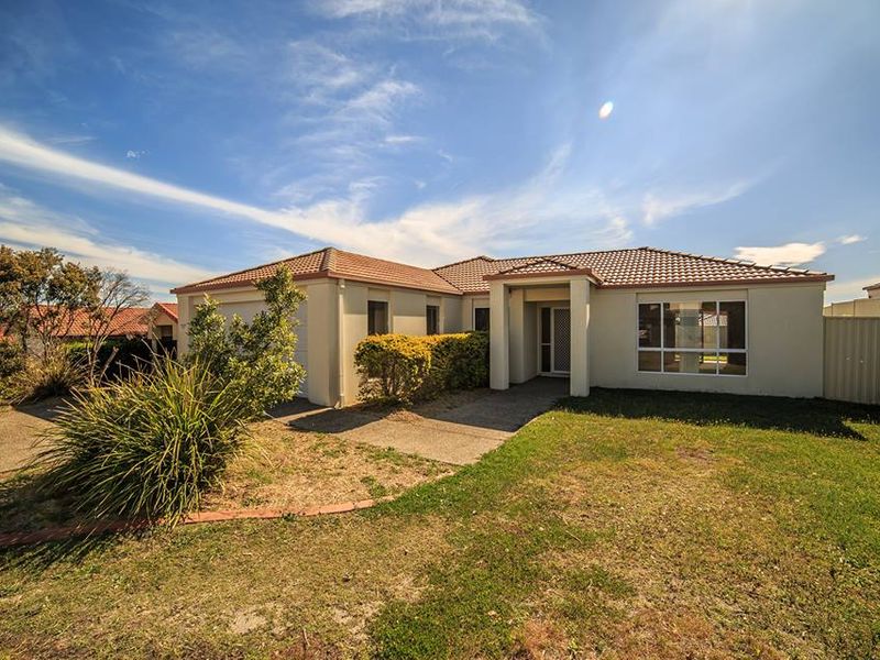 9 Golden Bear Dr, Arundel, QLD 4214