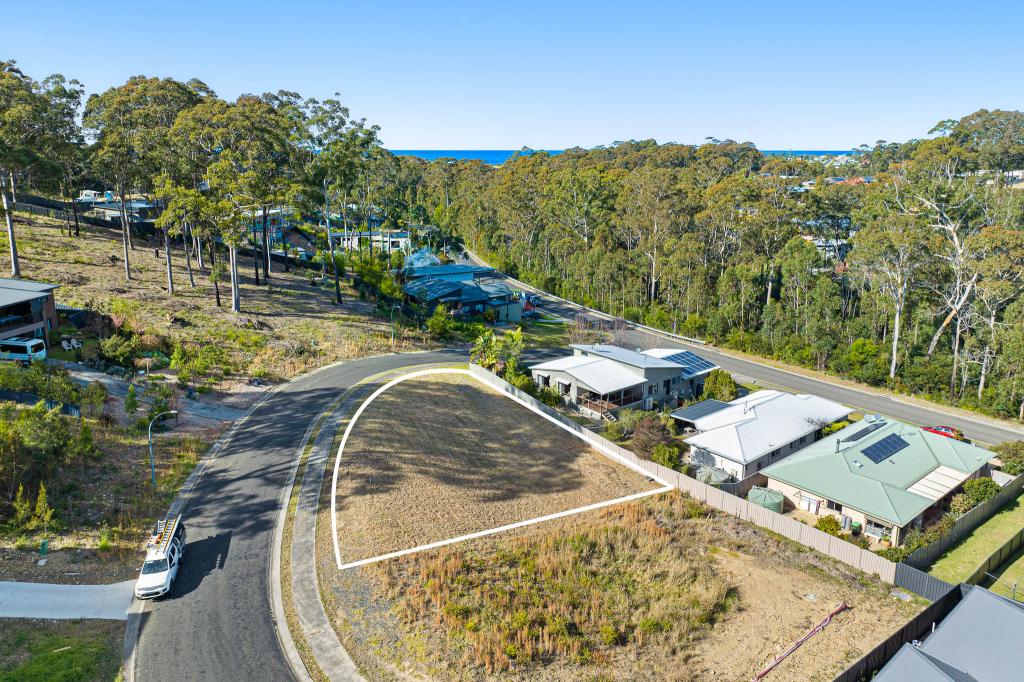 4 Currawong Cres, Malua Bay, NSW 2536