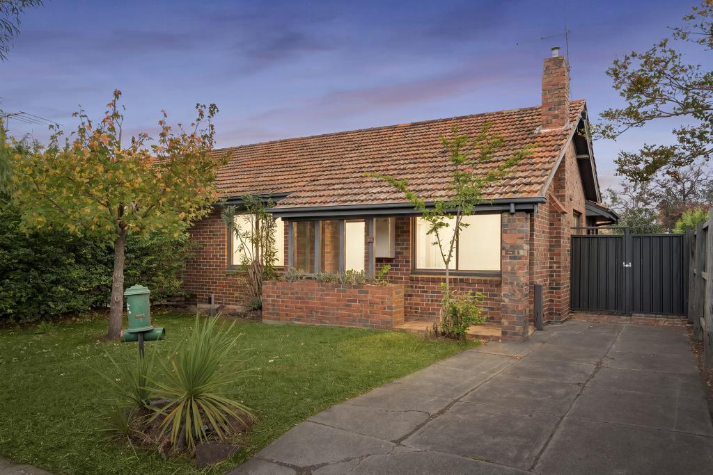 61 MURRAY RD, COBURG, VIC 3058