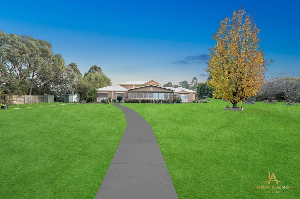 12 Nottingham Ct, Drouin, VIC 3818
