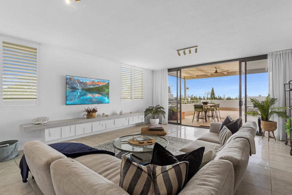 2077/1 Ocean St, Burleigh Heads, QLD 4220