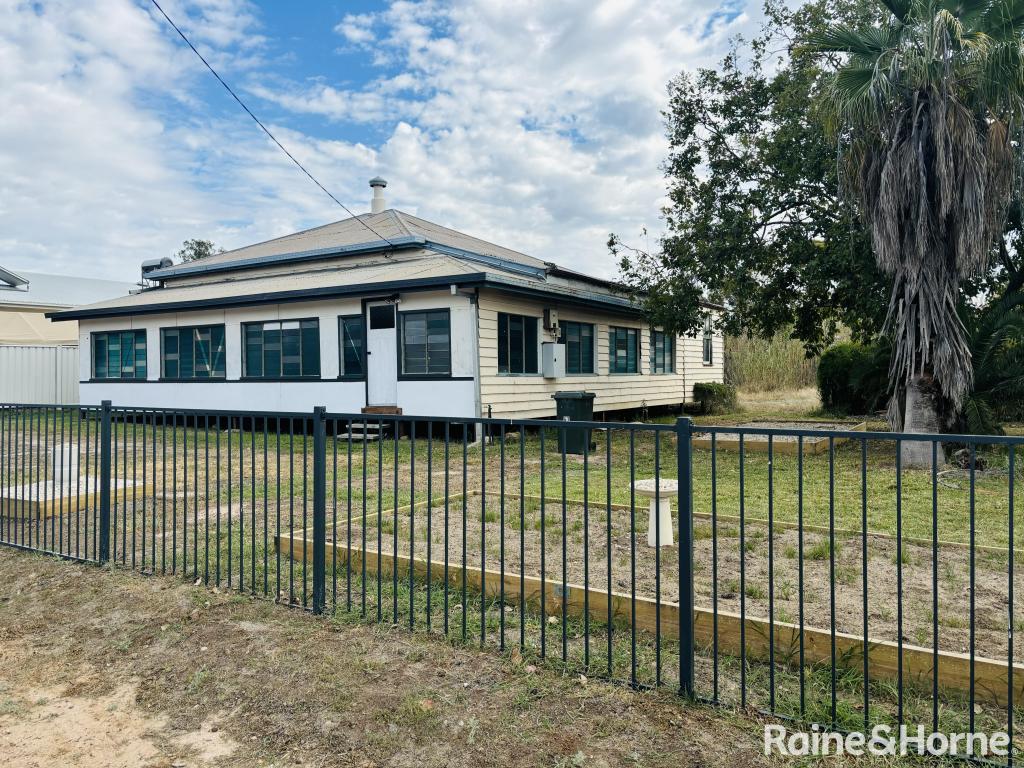 41 Bowen St, Roma, QLD 4455