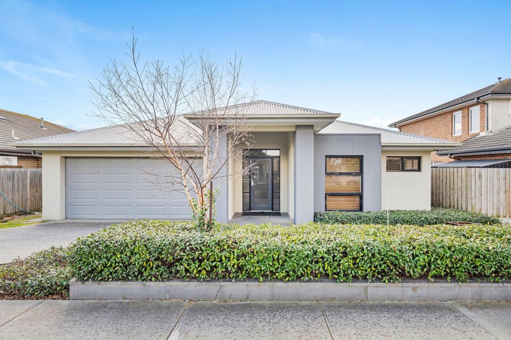 24 Sandarra Bvd, Sandhurst, VIC 3977