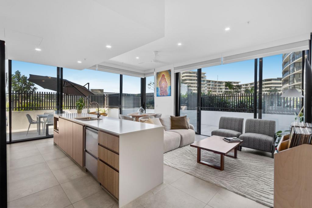 2107/10 SICKLE AVE, HOPE ISLAND, QLD 4212