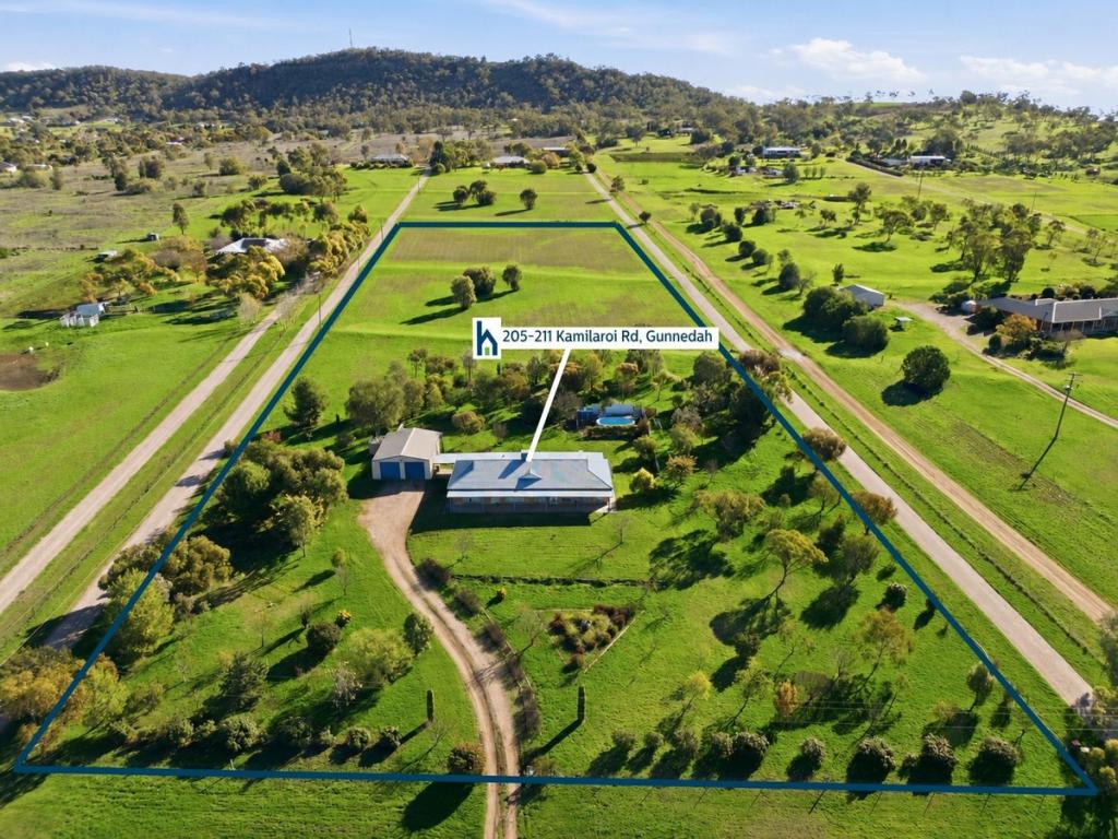 205-211 KAMILAROI RD, GUNNEDAH, NSW 2380