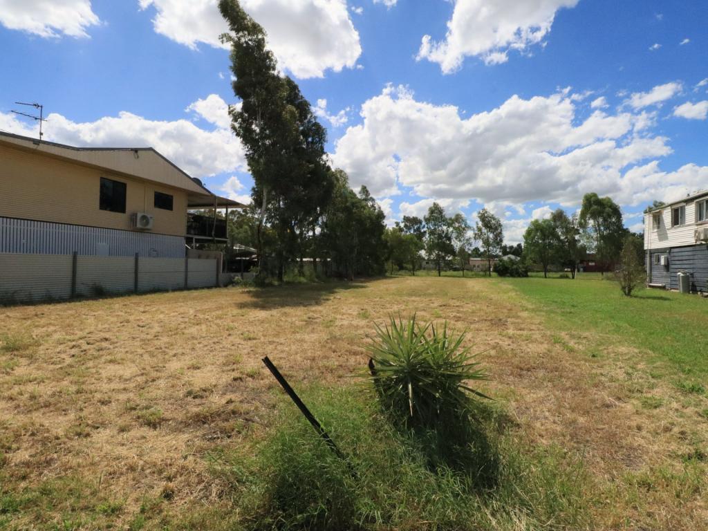 1b. Lovell St, Roma, QLD 4455