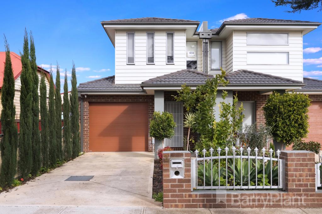 2/67 Clayton St, Sunshine North, VIC 3020