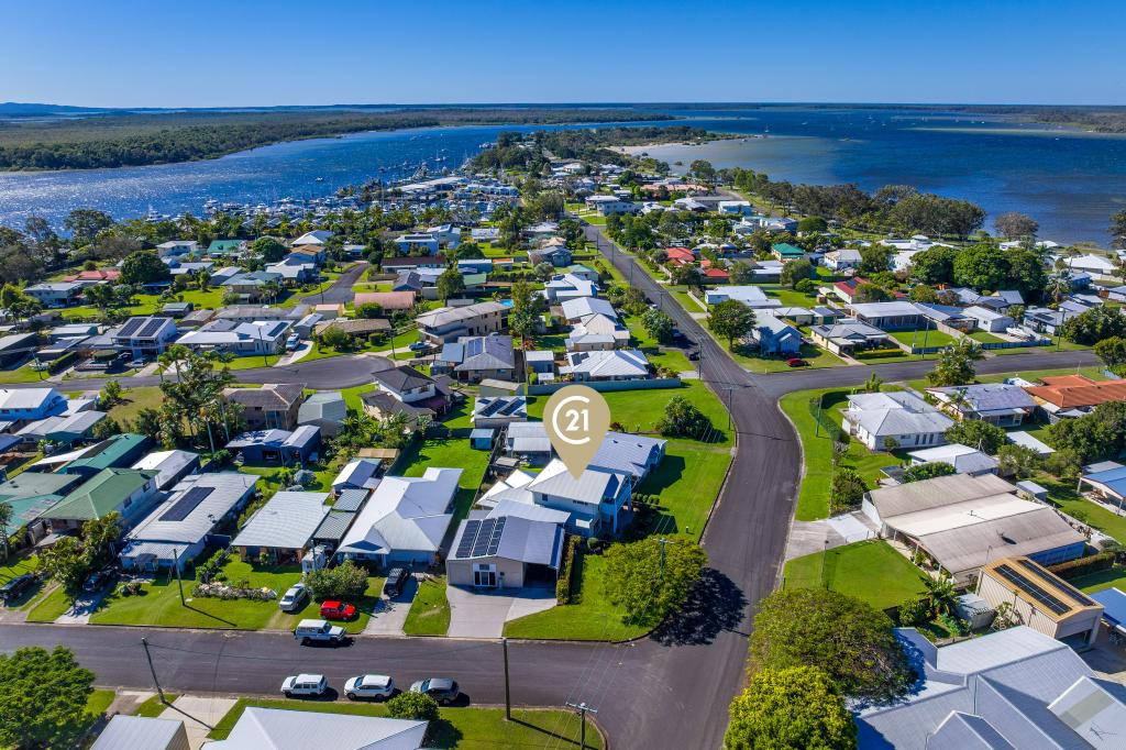 68 EMPEROR ST, TIN CAN BAY, QLD 4580