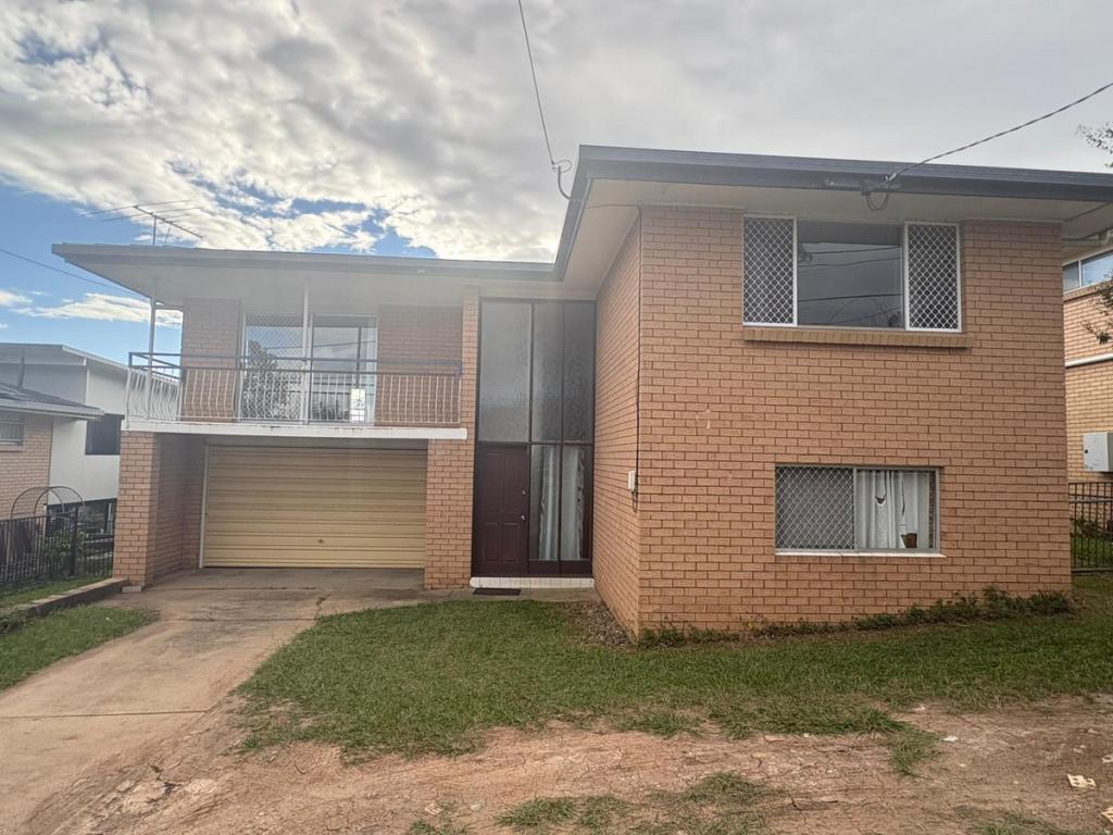 139 Ham Rd, Mansfield, QLD 4122