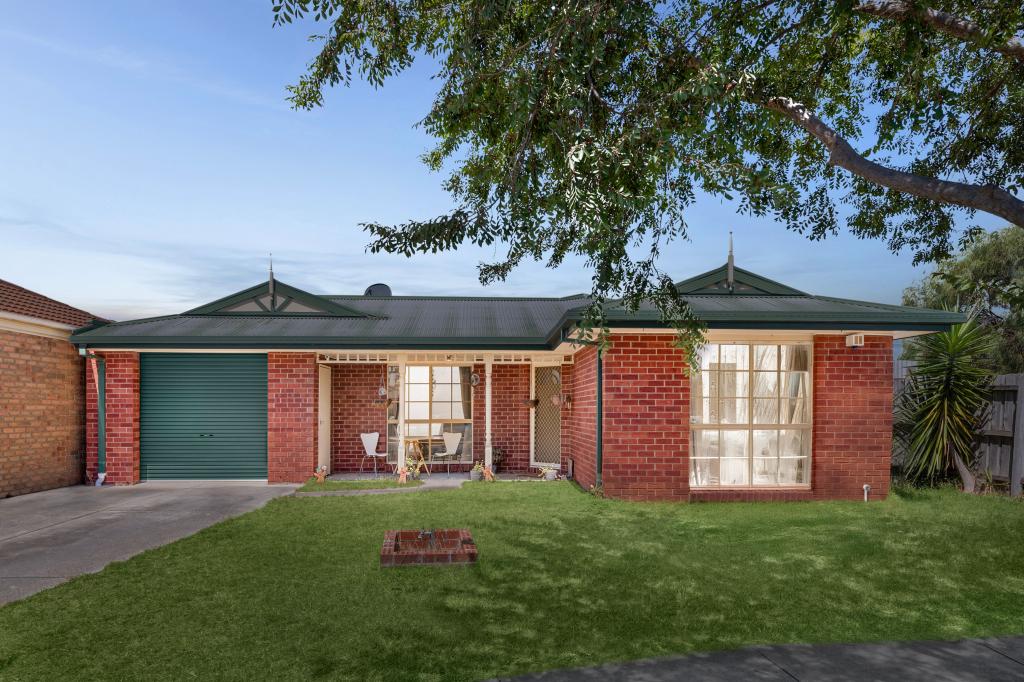 13 Cowper Cres, Sunbury, VIC 3429