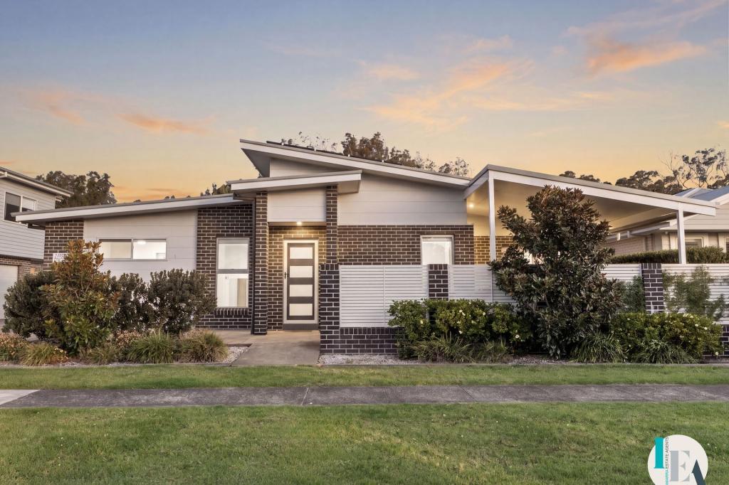 1/16 The Esplanade, Oak Flats, NSW 2529
