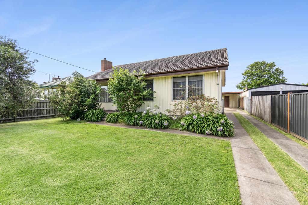 31 Overend Cres, Sale, VIC 3850