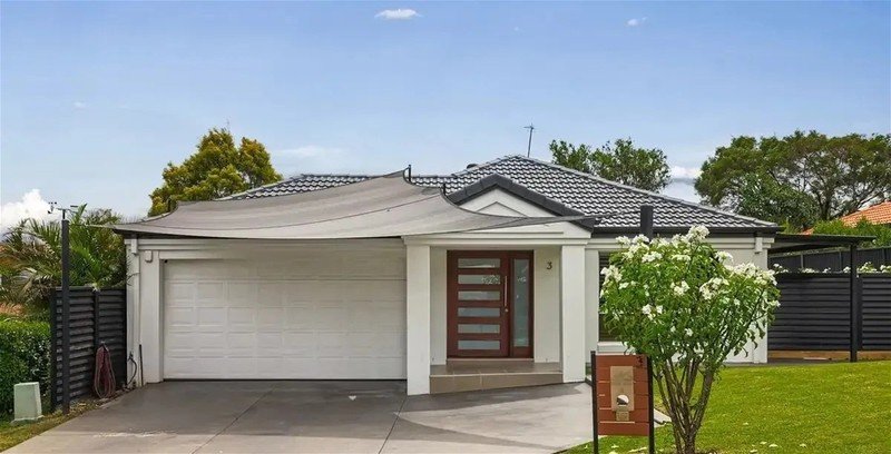 3 Manor Cl, Robina, QLD 4226