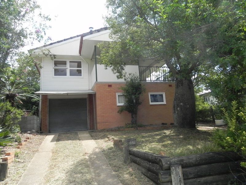 35 Mary St, Kilcoy, QLD 4515