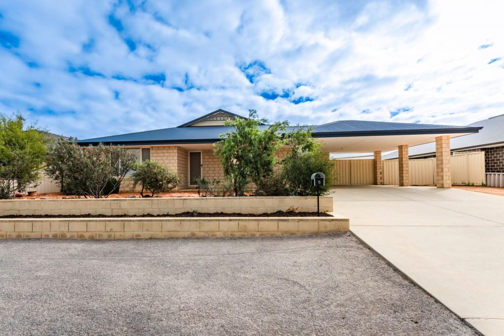 5 Wahn Ave, Waggrakine, WA 6530