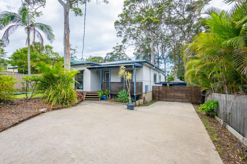 16 Coral Dr, Sandy Beach, NSW 2456