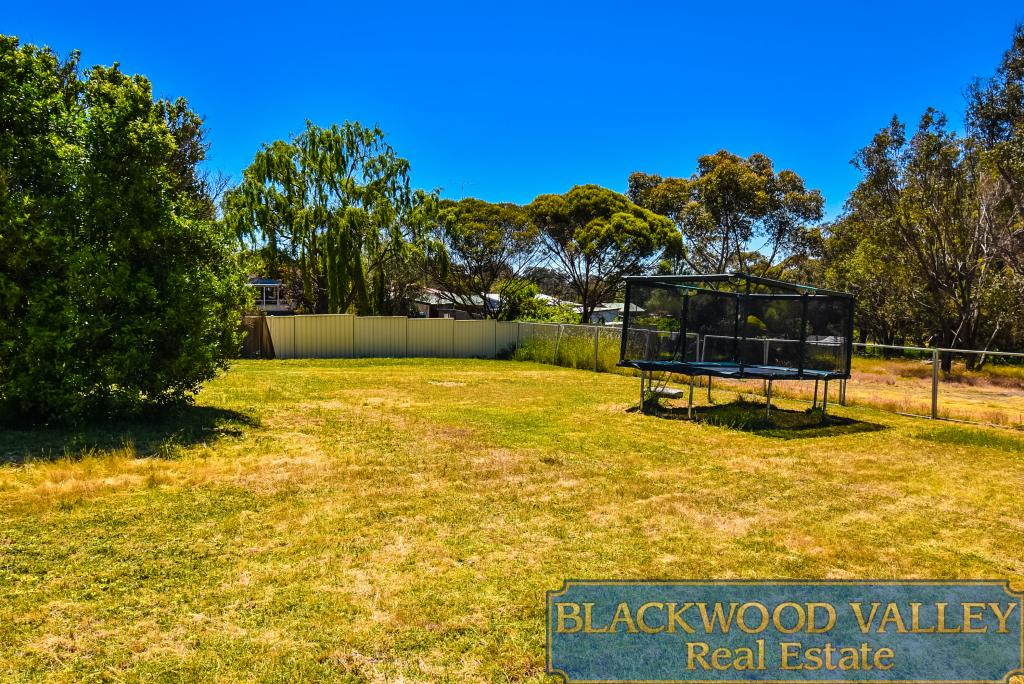 7 Nix St, Boyup Brook, WA 6244