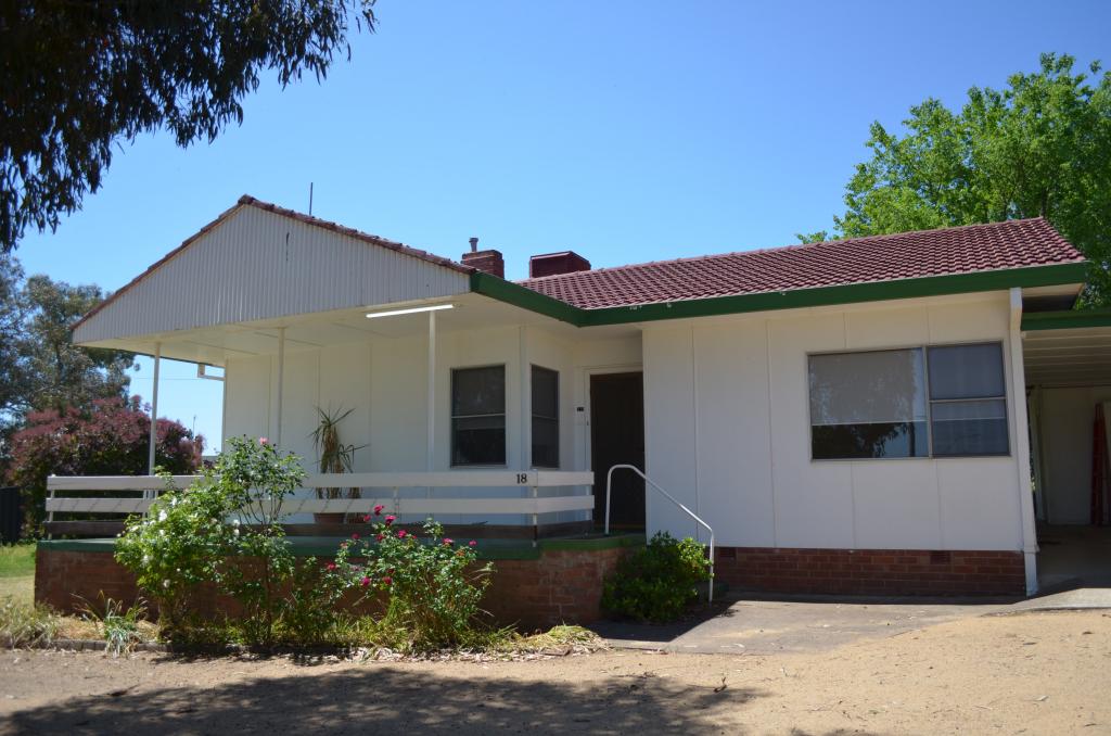 18 Warraderry St, Grenfell, NSW 2810