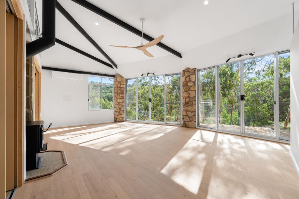 60 Hill St, Crafers West, SA 5152