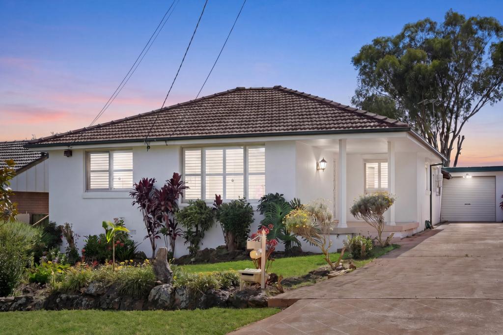 78 Oak Dr, Georges Hall, NSW 2198