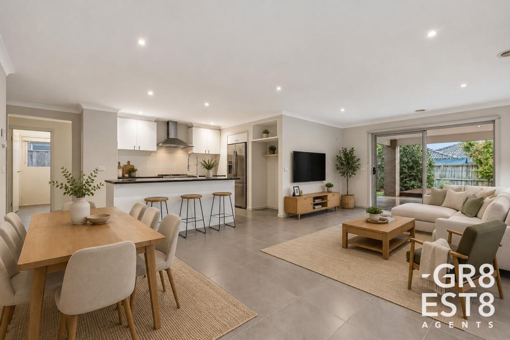 7 Hayton Park Bvd, Cranbourne West, VIC 3977