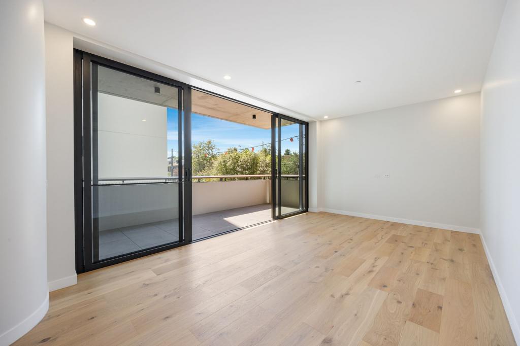 109/300 Northbourne Ave, Dickson, ACT 2602