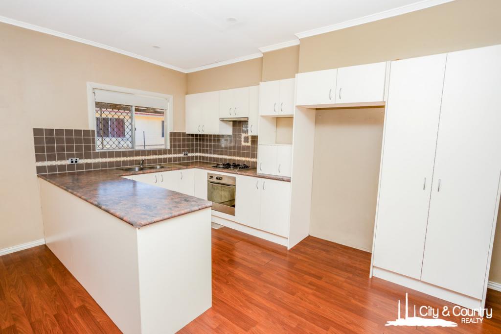 18 JANE ST, MOUNT ISA, QLD 4825