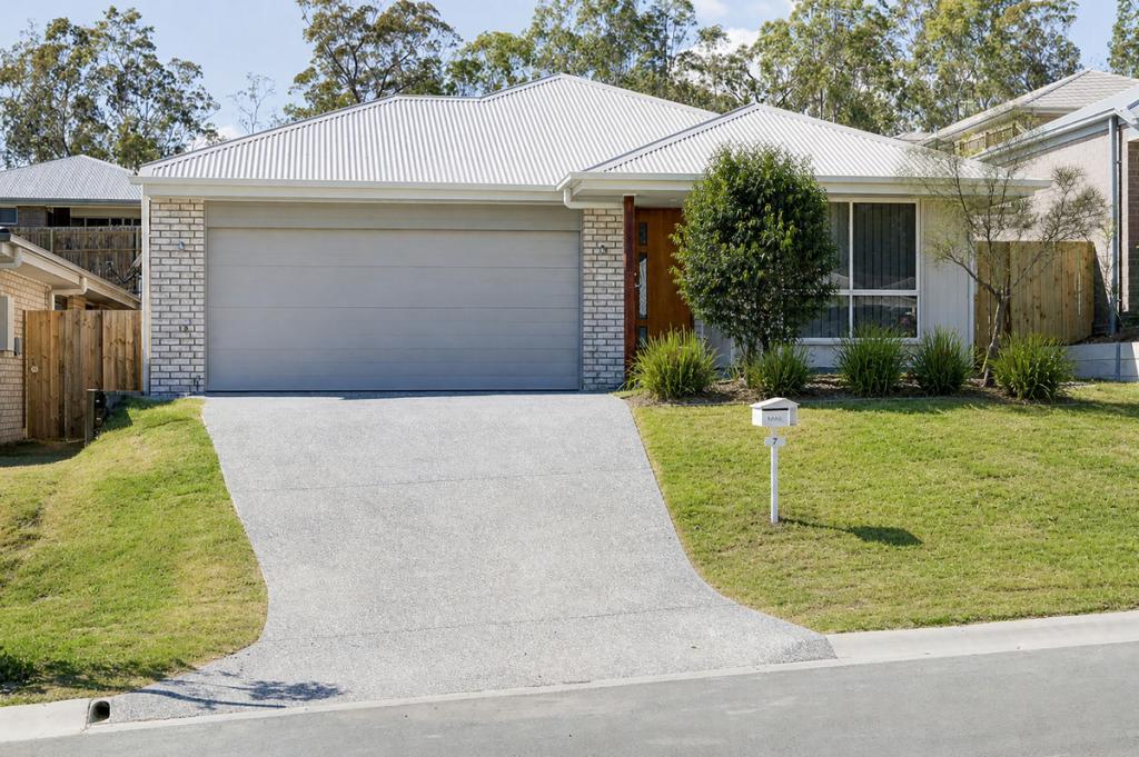 7 DYSART DR, HOLMVIEW, QLD 4207