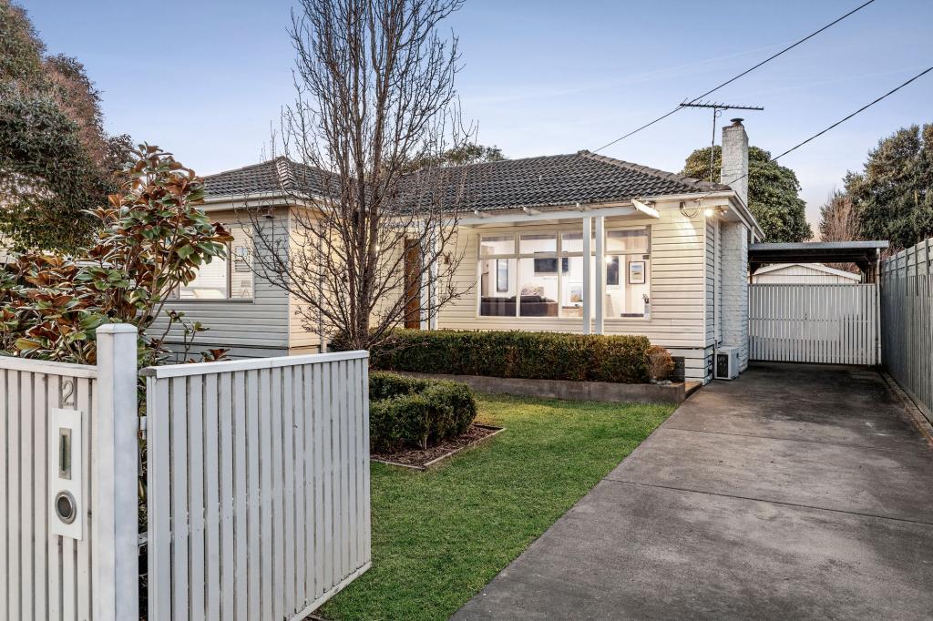 2 Nagle Dr, Belmont, VIC 3216