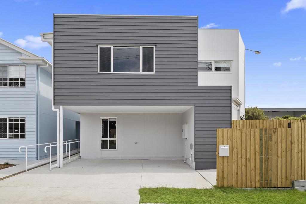 2/56 FRANKLIN ST, NUNDAH, QLD 4012