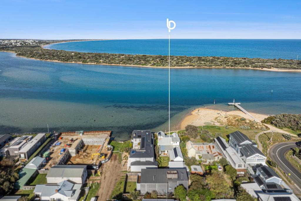 49 Flinders Pde, Barwon Heads, VIC 3227