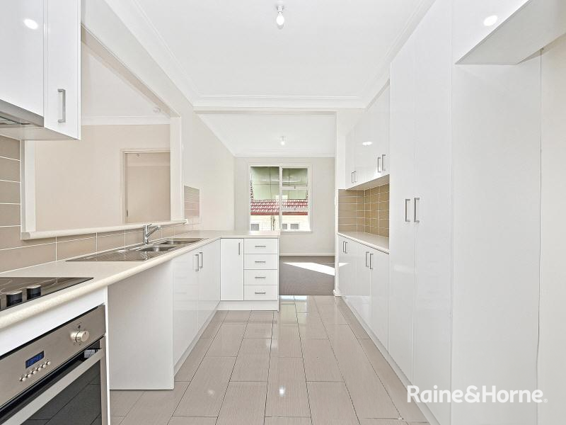 28 Panorama Pde, Blacktown, NSW 2148