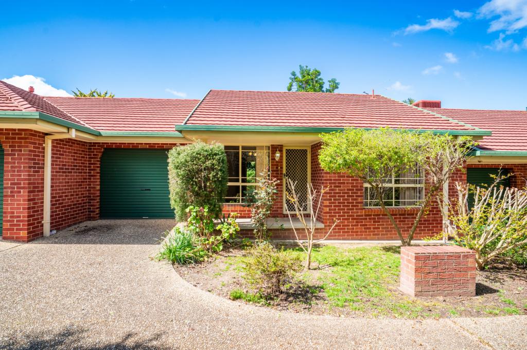 2/17 Harmer St, Glenroy, NSW 2640