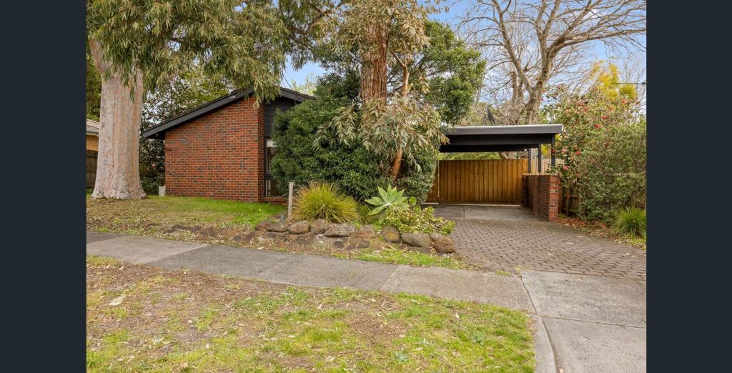 11 BERRINGA ST, FRANKSTON, VIC 3199