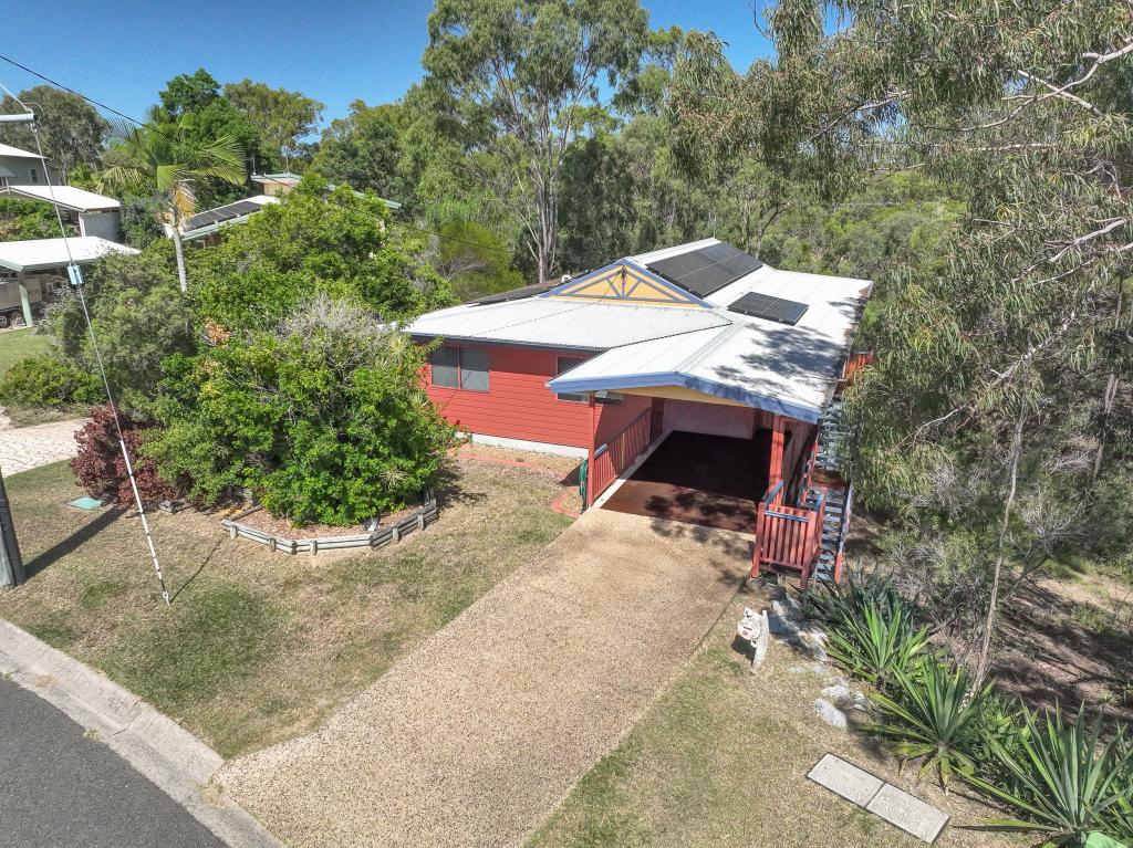 15 Fitzroy Ave, Clinton, QLD 4680