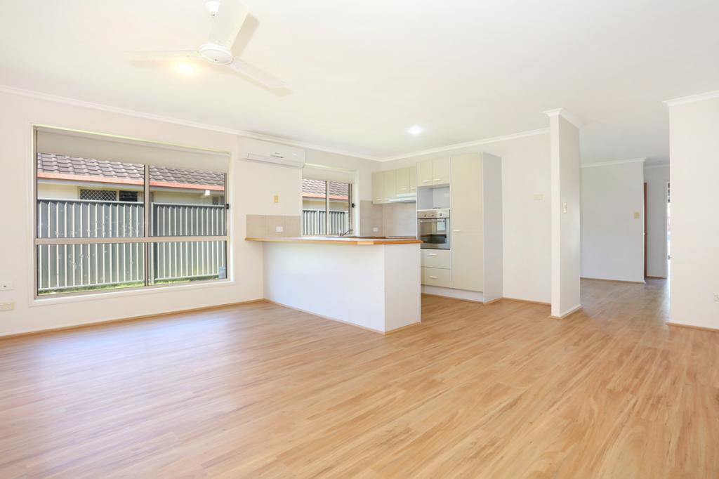 19 Shenton Way, Nerang, QLD 4211